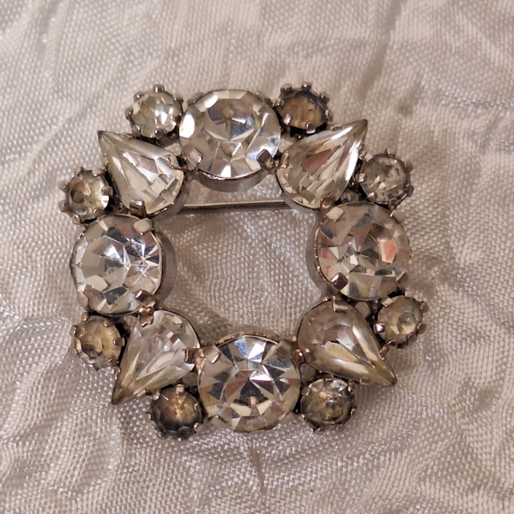 Vintage  Made In Austria Signed Clear Rhinestone Brooch - Picture 1 of 5